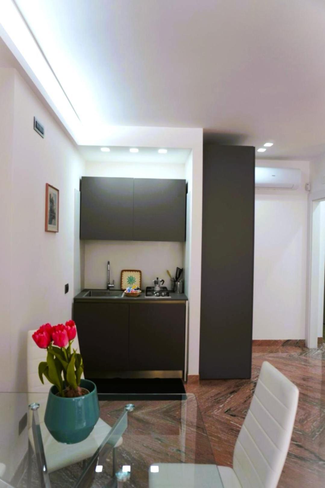 Midtown Excellence Bed & Breakfast *